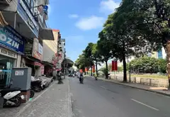 Bán nhà mặt phố lô góc, Phường Khương Đình, Hà Nội, 5 tầng, giá 18 tỷ... Bán nhà mặt phố tại Khương Đình, Hà Nội 02