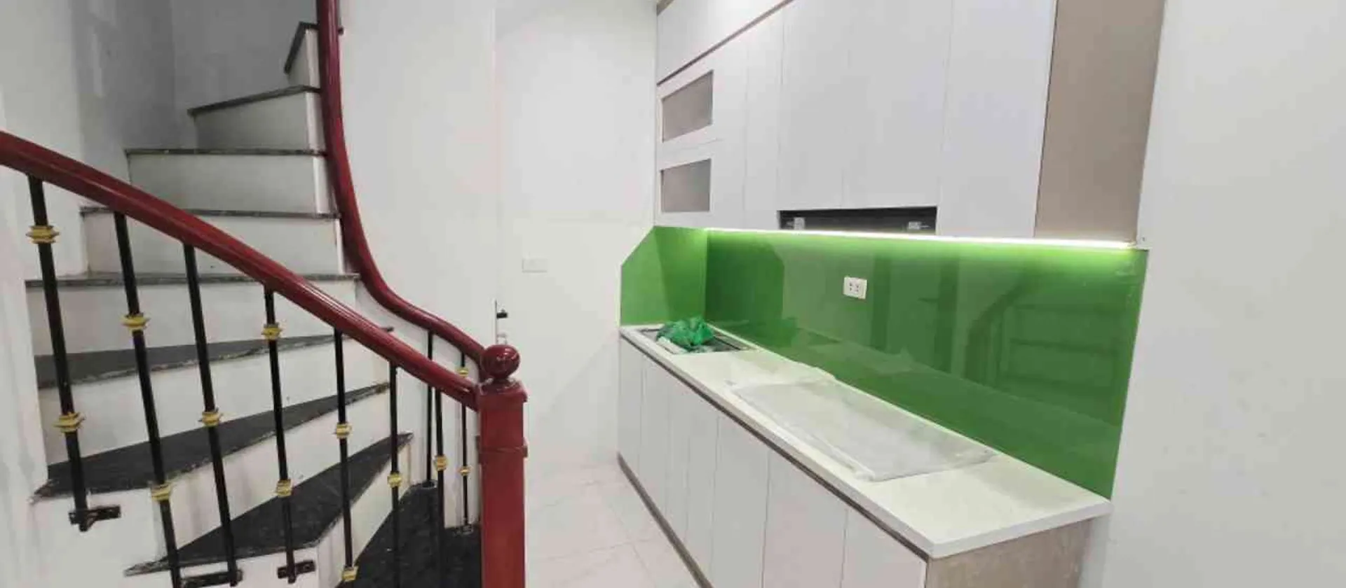 Nhà 5 tầng xinh xắn tại Văn Miếu, sẵn sàng để về ở
Tiện ích bạt ngàn... Bán nhà riêng tại Văn Miếu - Quốc Tử Giám, Hà Nội 01