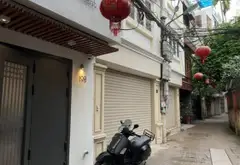 BÁN TOÀ CĂN HỘ DỊCH VỤ HOMESTAY CAO CẤP – LẠC LONG QUÂN – HỒ TÂY
7 TẦNG THANG MÁY – Ô TÔ ĐỖ CỬA... Bán chung cư mini tại Tây Hồ, Hà Nội 01
