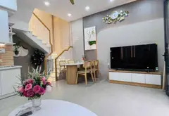 MÃ SỐ: 652

🏠 Gần Emart Phan Huy Ích, kết nối nhanh Quang Trung, Trường Chinh, Phan Văn Hớn,... Bán nhà riêng tại An Hội Tây, Hồ Chí Minh 07