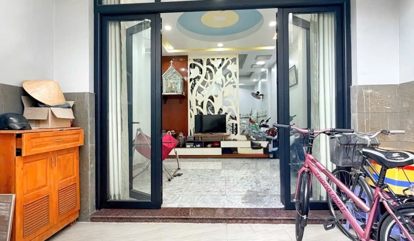Nhà 2 tầng hẻm xe ba gác trần xuân soạn 7, 46m², đủ công năng
0933275090... Bán nhà riêng tại Tân Hưng, Hồ Chí Minh 01