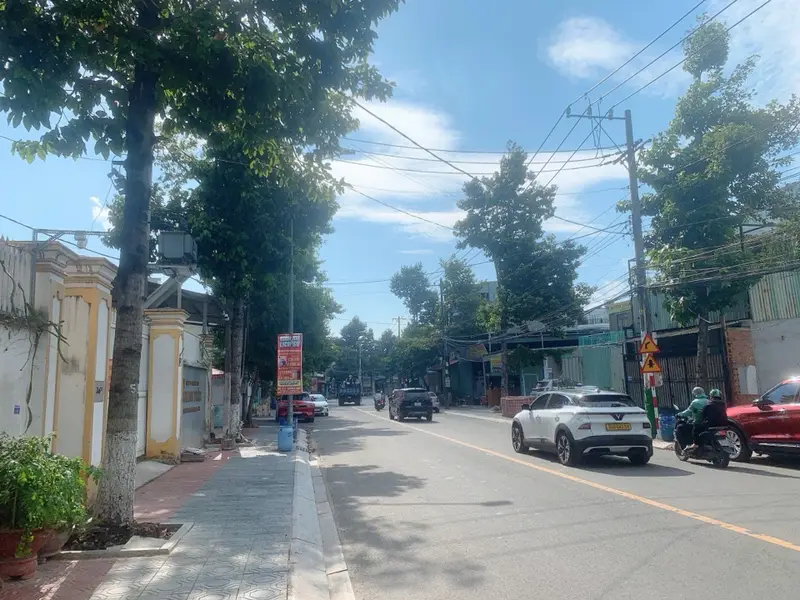Bán đất 141 m2 tại phường Đông Hòa, Hồ Chí Minh, mặt tiền đường rộng 10 m... Bán đất tại Đông Hòa, Hồ Chí Minh 01