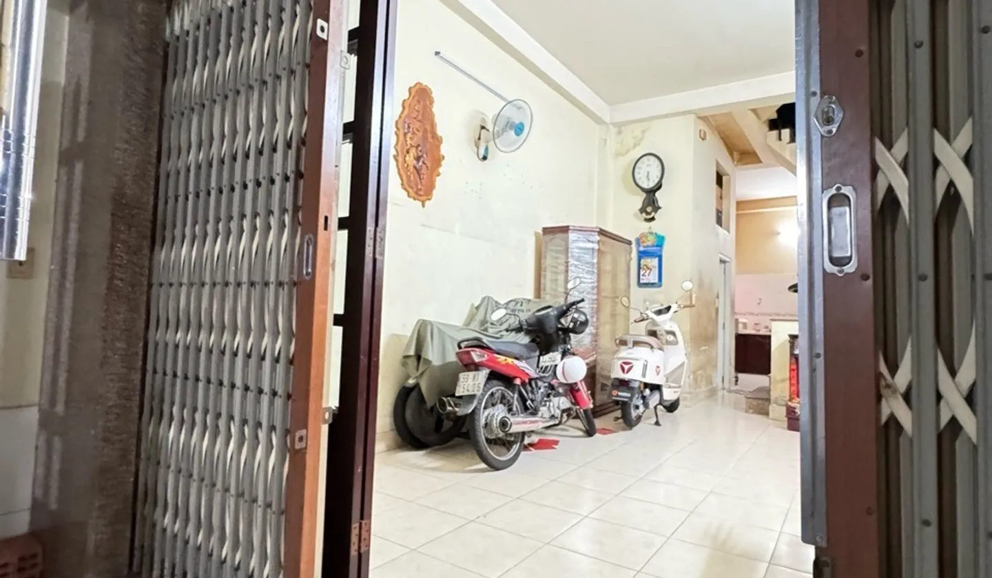 Nhà 4 tầng 4PN, HXH Lạc Long Quân-p.11- Tân Bình giá 8,9 tỷ... Bán nhà riêng tại Bảy Hiền, Hồ Chí Minh 01