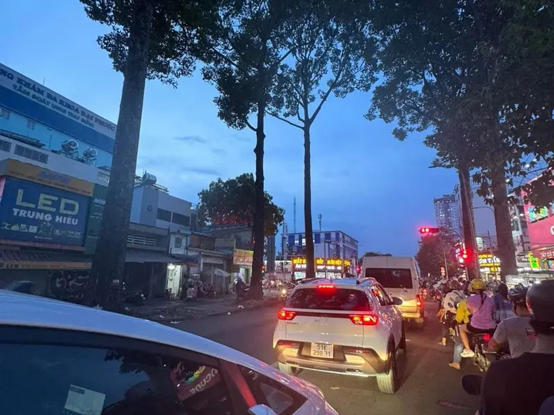 Nhà mặt tiền Quận 10 - Cơ hội kinh doanh đỉnh cao... Bán nhà mặt phố tại Diên Hồng, Hồ Chí Minh 01