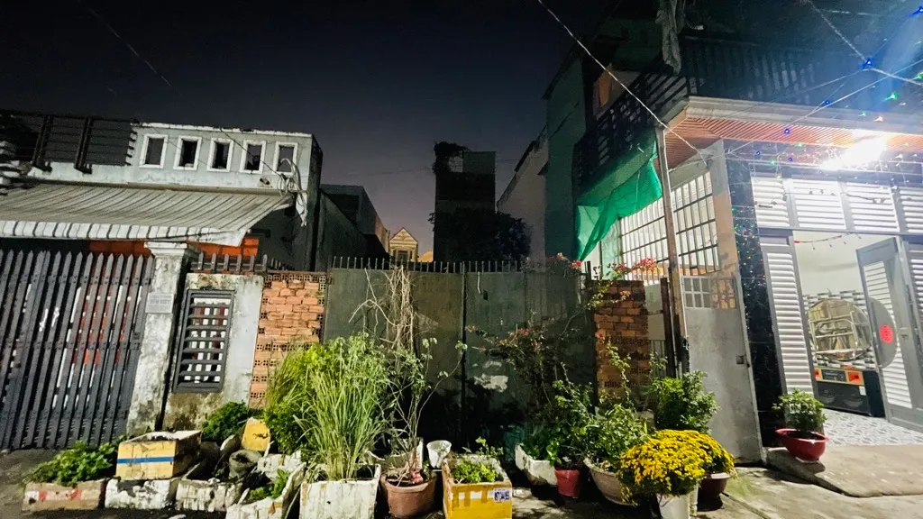 Bán đất 100 m² mặt tiền 5m tại Phường Tân Chánh Hiệp Quận 12, giá 5.1 tỷ có thương lượng... Bán đất tại Trung Mỹ Tây, Hồ Chí Minh 01