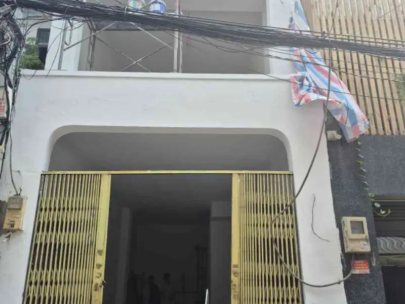 Nhà riêng 2 tầng mới đẹp tại khu vực Trường Chinh, diện tích 47m²... Bán nhà riêng tại Tân Bình, Hồ Chí Minh 01