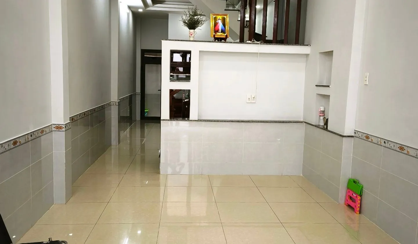 Nhà đẹp 3 tầng, 4 phòng ngủ, vị trí vàng ở Tân Hóa... Bán nhà riêng tại Tân Hòa, Hồ Chí Minh 01