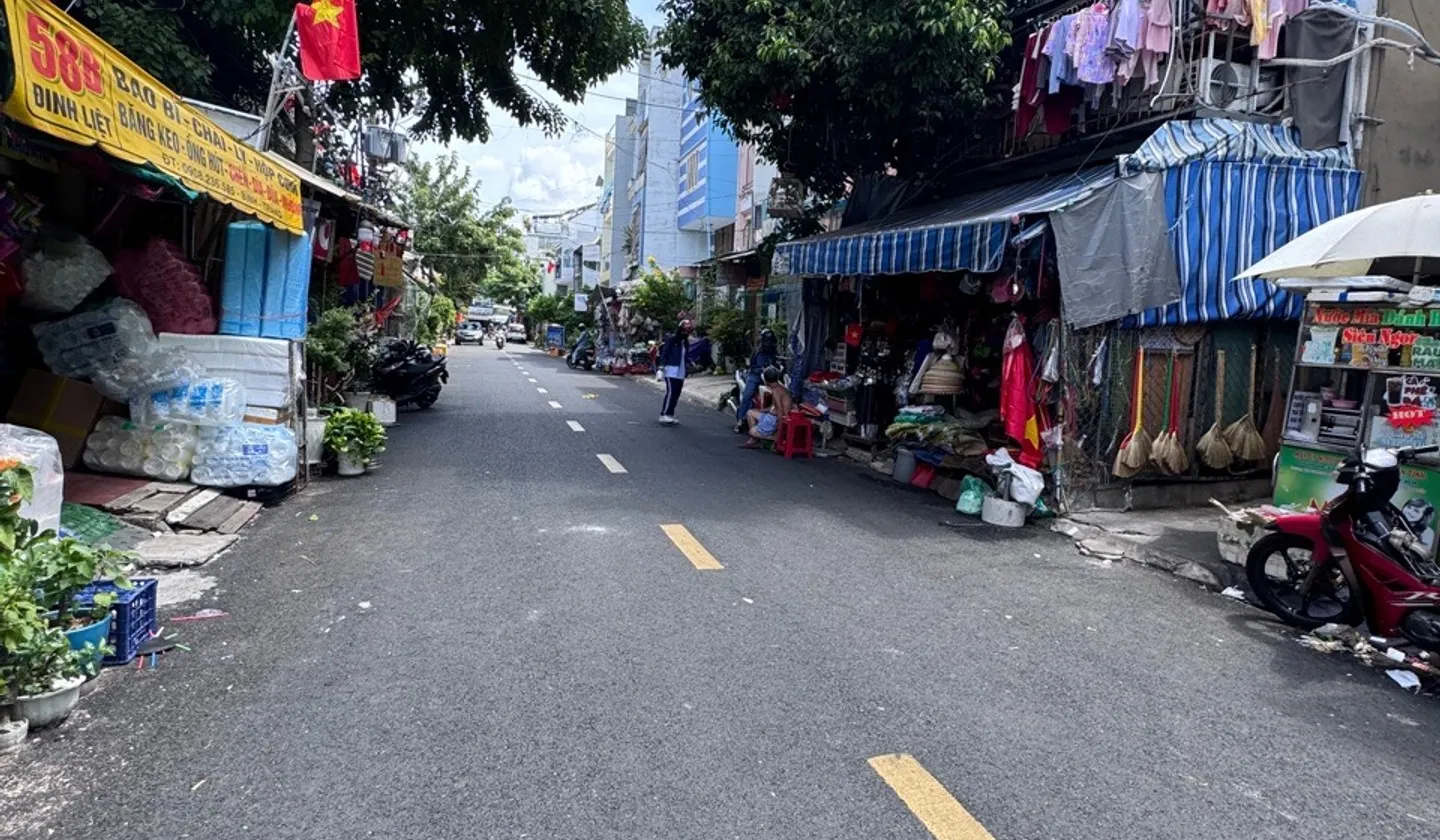 mặt tiền đường Đinh Liệt, diện tích 23m² giá 2.55 tỷ... Bán Shophouse tại Phú Thọ Hòa, Hồ Chí Minh 01