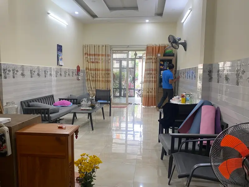 💥💥HẺM Xe Tải
🏡65m² x 3 Tầng x 3PN
Giá nhỉnh 7T🌹🌹
🌎Thông Tây Hội, Gò Vấp
📋Sổ tại nhà
Liên hệ... Bán nhà riêng tại Thông Tây Hội, Hồ Chí Minh 01