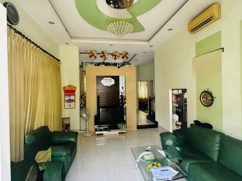 Biệt thự cao cấp 220m² tại Bình Trị Đông B, quận Bình Tân với nội thất sang trọng... Bán nhà mặt phố tại An Lạc, Hồ Chí Minh 01