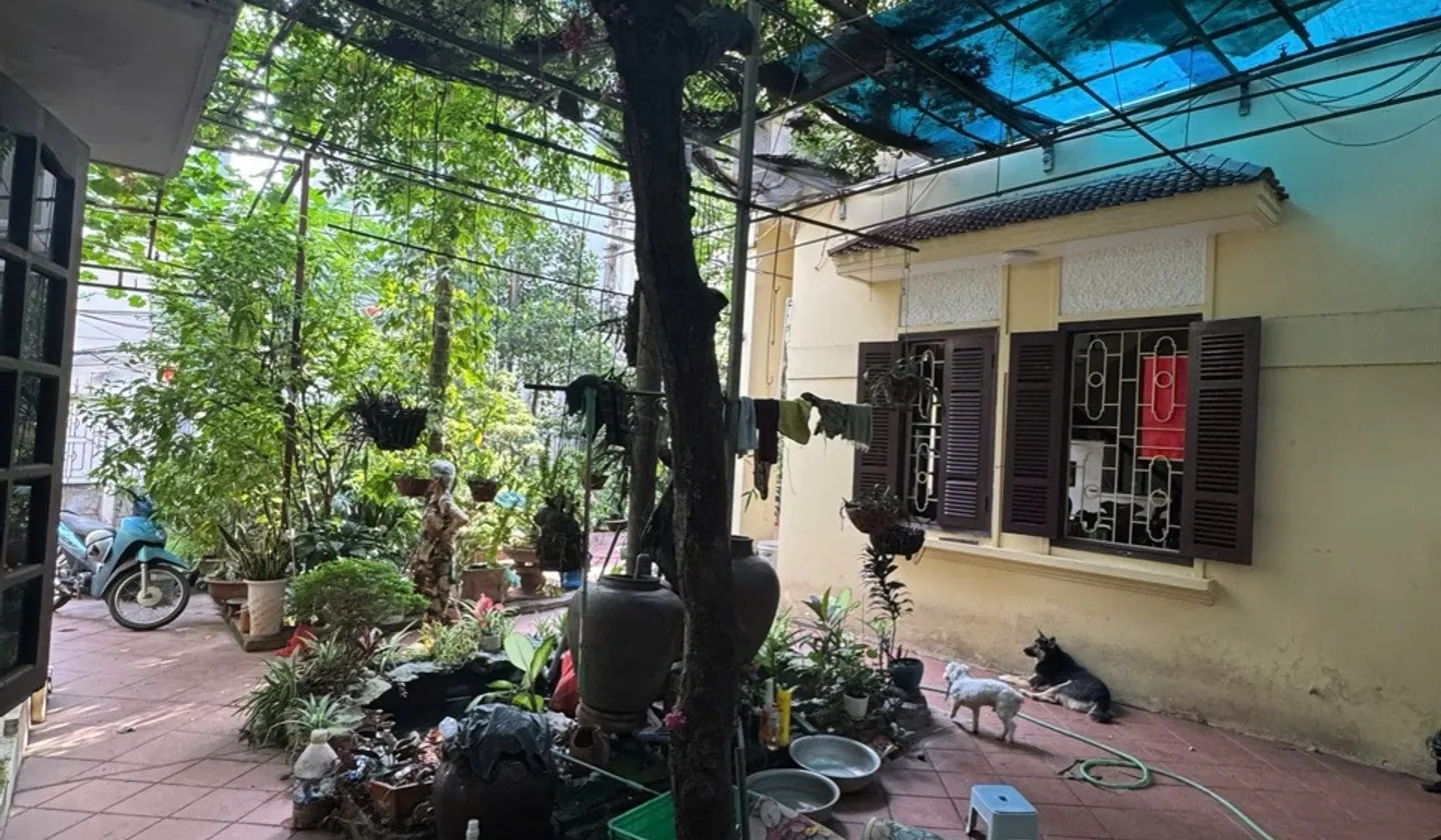 Bán nhà 3 tầng tại phường Việt Hưng, diện tích 132m2, pháp lý đầy đủ... Bán nhà riêng tại Việt Hưng, Hà Nội 01