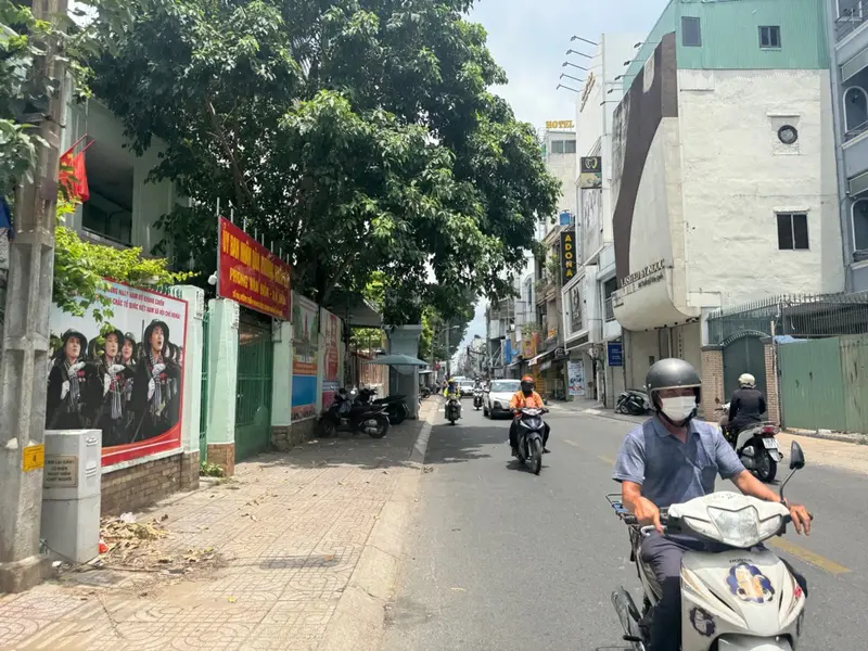 Nhà mặt tiền Phú Nhuận siêu kinh doanh, cơ hội sinh lời cực hấp dẫn... Bán nhà mặt phố tại Nhiêu Lộc, Hồ Chí Minh 01