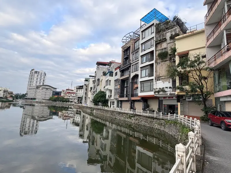 Biệt thự view hồ phố Nguyễn Văn Cừ – Tinh hoa sống đẳng cấp giữa lòng Thủ đô... Bán nhà riêng tại Bồ Đề, Hà Nội 01