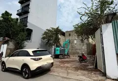 Nhà mặt phố đắc địa bên Hồ Tai Trâu với mặt tiền rộng 14m... Bán nhà mặt phố tại Long Biên, Hà Nội 02