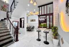 Biệt thự ngay cạnh khu Vip Nguyễn Sơn
Dt: 6×16. Nội thất xịnsò... Bán nhà riêng tại Bình Hưng Hòa, Hồ Chí Minh 05