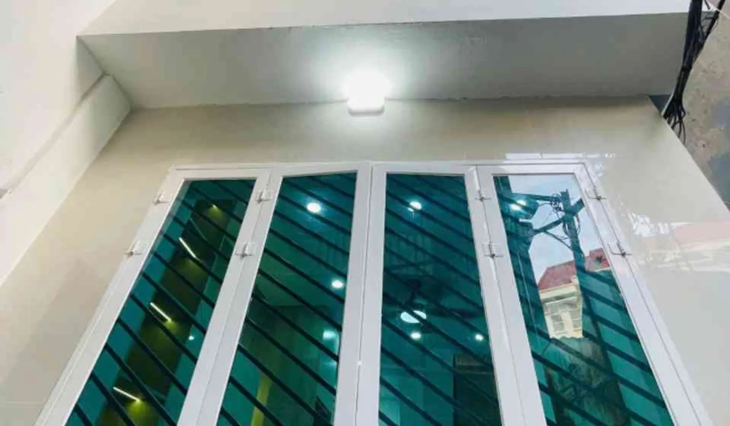 Nhà Lô Góc Xây Mới 4 Tầng, 3 Phòng Ngủ Phân Khúc Hiếm... Bán nhà riêng tại Bạch Mai, Hà Nội 01