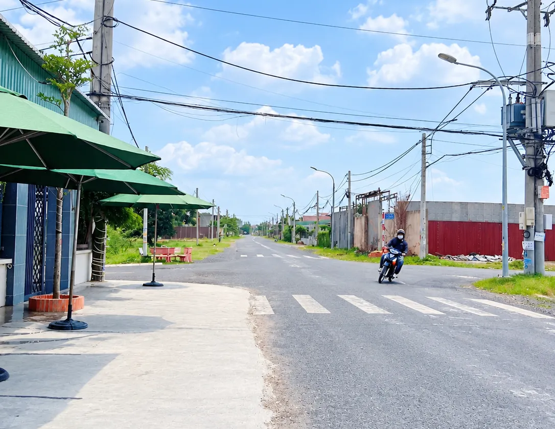 Đất góc 2 mặt tiền xã Bà Điểm, giá ưu đãi 3,85 tỷ - đầu tư hoặc xây ở lý tưởng... Bán đất tại Bà Điểm, Hồ Chí Minh 01