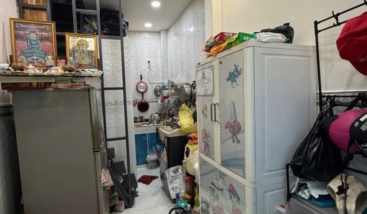 TÔN ĐẢN Q4 - 9.3M2 (SD 18M2) - 2 TẤM BTCT - HẺM 3M - NHỈNH 1 TỶ... Bán nhà riêng tại Khánh Hội, Hồ Chí Minh 01