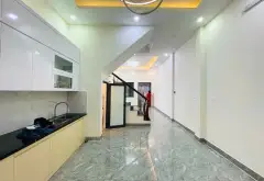 PHÂN LÔ QUÂN ĐỘI - ÔTÔ TRÁNH SÁT NHÀ - 2 THOÁNG TRƯỚC SAU - NÔNG GẦN PHỐ - TIỆN ÍCH NHIỀU... Bán nhà riêng tại Thanh Xuân, Hà Nội 04