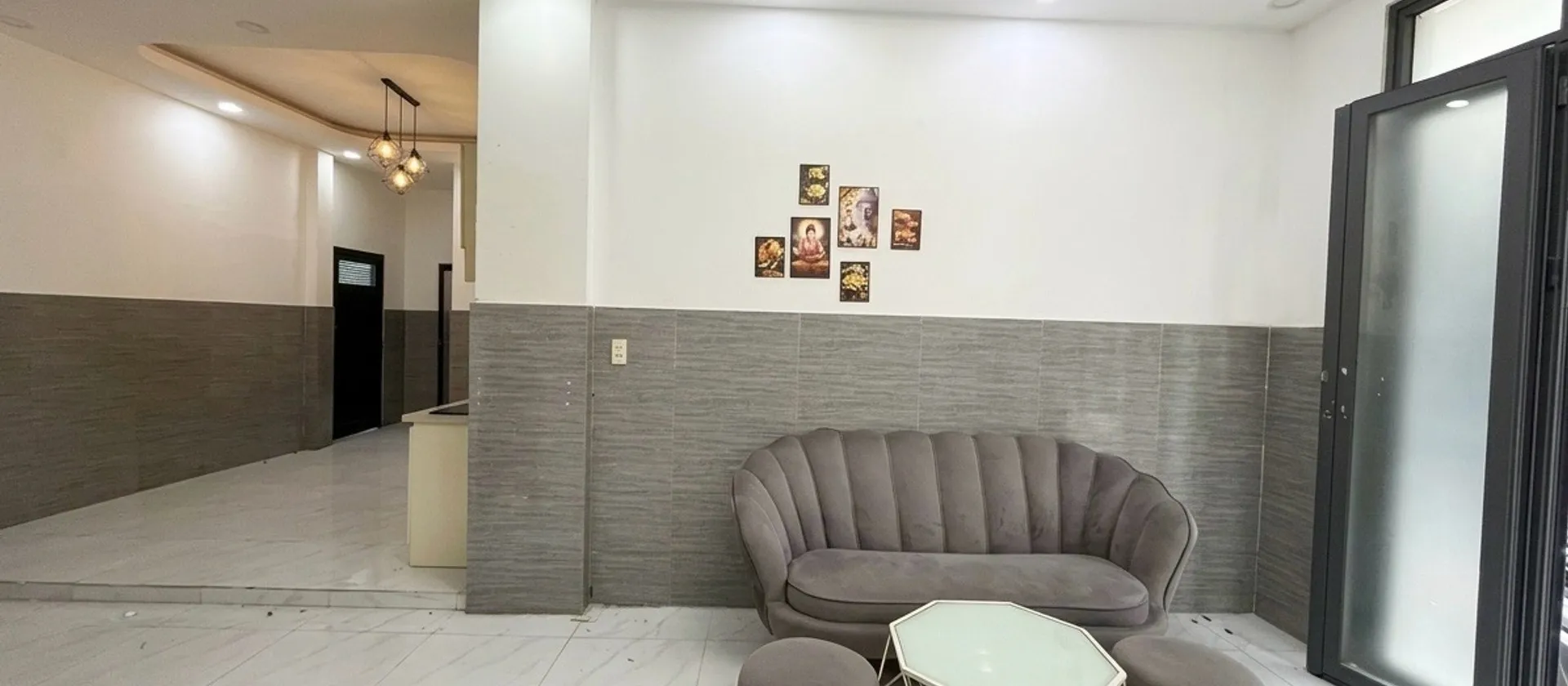 Nhà đẹp 2 tầng Quận 3, vị trí tiện lợi, nở hậu vuông vức... Bán nhà riêng tại Nhiêu Lộc, Hồ Chí Minh 01