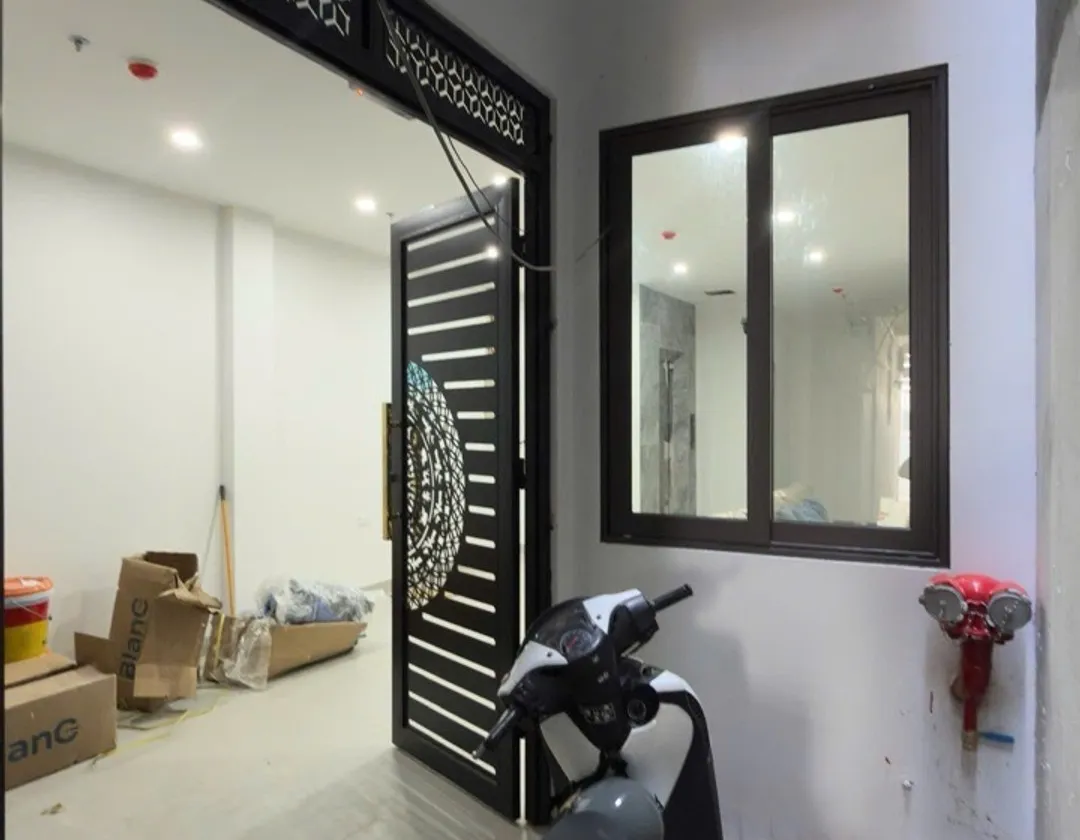 Căn hộ dịch vụ cao cấp Định Công Thượng 6 tầng, thang máy, 10 phòng khép kín, dòng tiền ổn định.... Bán chung cư mini tại Định Công, Hà Nội 01