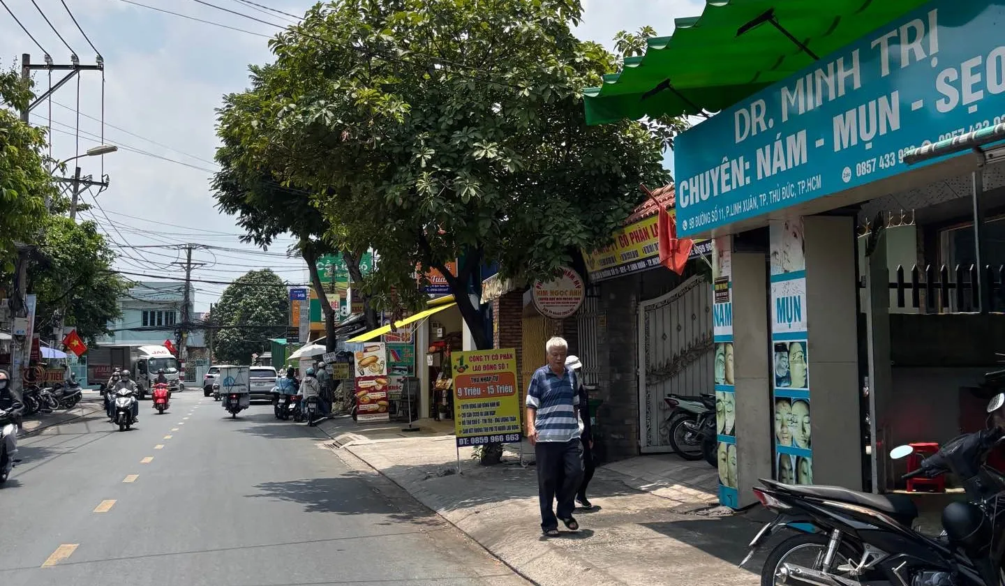 Bán nhà 1 trệt 1 gác lửng 5 phòng tại Linh Xuân, giá 5.7 tỷ... Bán nhà riêng tại Linh Xuân, Hồ Chí Minh 01