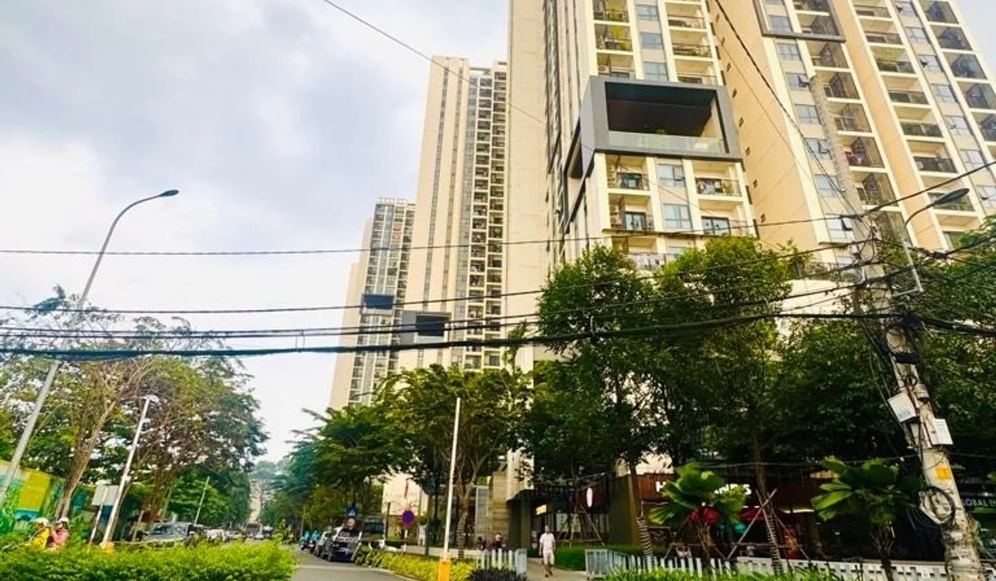 Nhà Mặt Phố Trung Tâm, Giá Sốc Giảm 4 Tỷ... Bán nhà mặt phố tại Hòa Hưng, Hồ Chí Minh 01