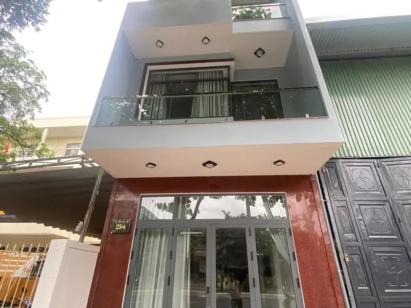 Bán nhà mặt phố 3 tầng, 4 phòng ngủ tại Cách Mạng Tháng 8... Bán nhà mặt phố tại Cẩm Lệ, Đà Nẵng 01