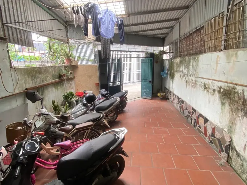 Bán nhà riêng diện tích 90.8m² tại Hoàng Quốc Việt với sân và cổng riêng, gần mặt phố... Bán nhà riêng tại Phù Liễn, Hải Phòng 01