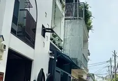 Nhà 🏡 57 m ngang 5.7 _ hẻm xe hơi 2 tầng... Bán nhà riêng tại An Phú Đông, Hồ Chí Minh 01