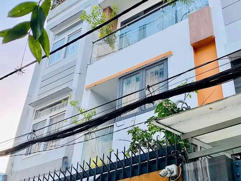 Nhà 4 tầng xinh lung linh tặng nội thất, sẵn ở ngay... Bán nhà riêng tại Tân Sơn Nhất, Hồ Chí Minh 01