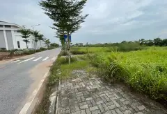 KHU ĐẤU GIÁ PHÙNG HƯNG, KHOÁI CHÂU - VỈA HÈ, Ô TÔ TRÁNH

💥Mô tả:

✅Vị trí:

- Mảnh đất có vị trí v... Bán đất tại Khoái Châu, Hưng Yên 10