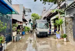 Nhà hẻm xe tải sát Quốc Lộ 1A, tiện xây mới... Bán nhà riêng tại Tân Thới Hiệp, Hồ Chí Minh 01