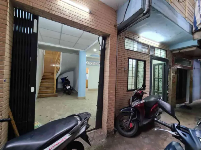 Bán nhà 3 tầng rộng 37m2 tại phường Bến Thành, Quận 1, giá 7.3 tỷ... Bán nhà riêng tại Bến Thành, Hồ Chí Minh 01