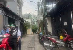 NHÀ CÁCH VÕ VĂN NGÂN 100m – p. THỦ ĐỨC- DT: 74,7M² ( 4.1mx18.2m) Chỉ: 6.8 tỷ TL
📍 hẻm xe hơi tránh... Bán nhà riêng tại Thủ Đức, Hồ Chí Minh 03