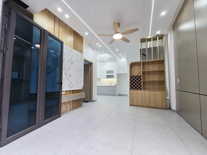 Nhà Lô Góc 3 Tầng 3 PN Ngõ Trương Văn Lực (Hùng Vương, Hồng Bàng HP). Sổ đỏ pháp lí đầy đủ.... Bán nhà riêng tại Hồng Bàng, Hải Phòng 01