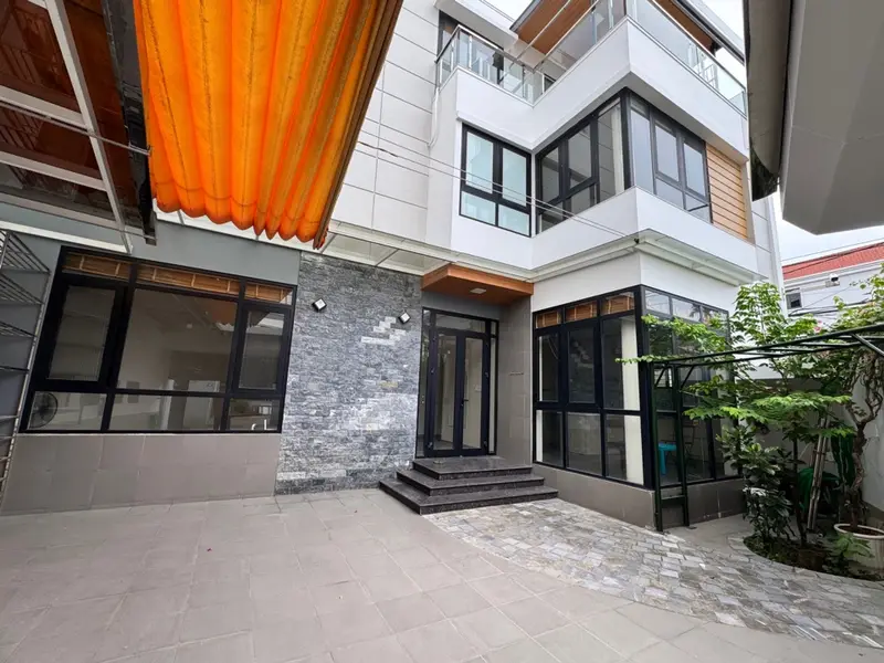 Bán nhà riêng 3 tầng lô góc sân rộng tại quận Bát Khối... Bán nhà riêng tại Bát Tràng, Hà Nội 01