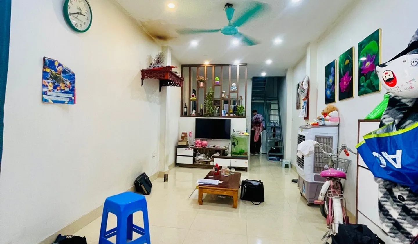 Nhà riêng vị trí vàng gần ô tô, giá tốt khó bỏ lỡ tại quận trung tâm... Bán nhà riêng tại Phú Thượng, Hà Nội 01
