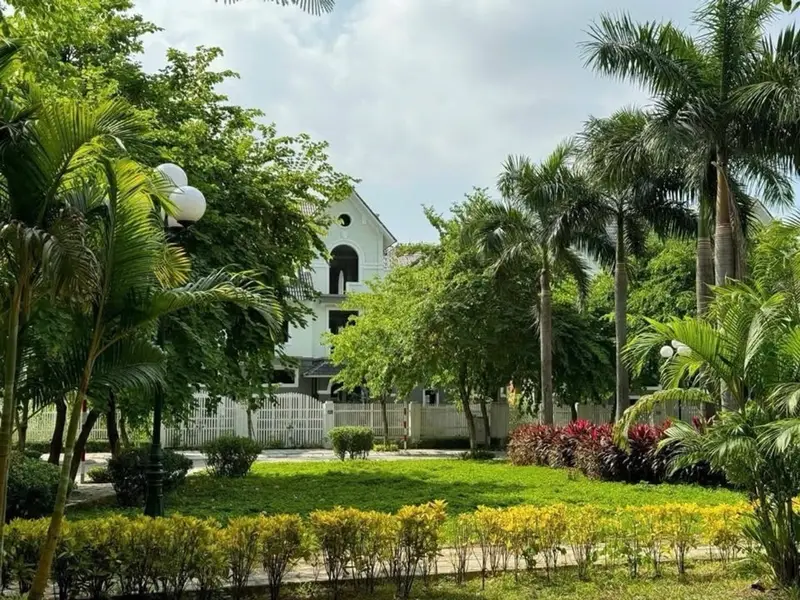 Biệt thự khu B gleximco 240m 4t thô view vườn hoa,giá tốt nhất khu vực... Bán biệt thự, liền kề tại Dương Nội, Hà Nội 01