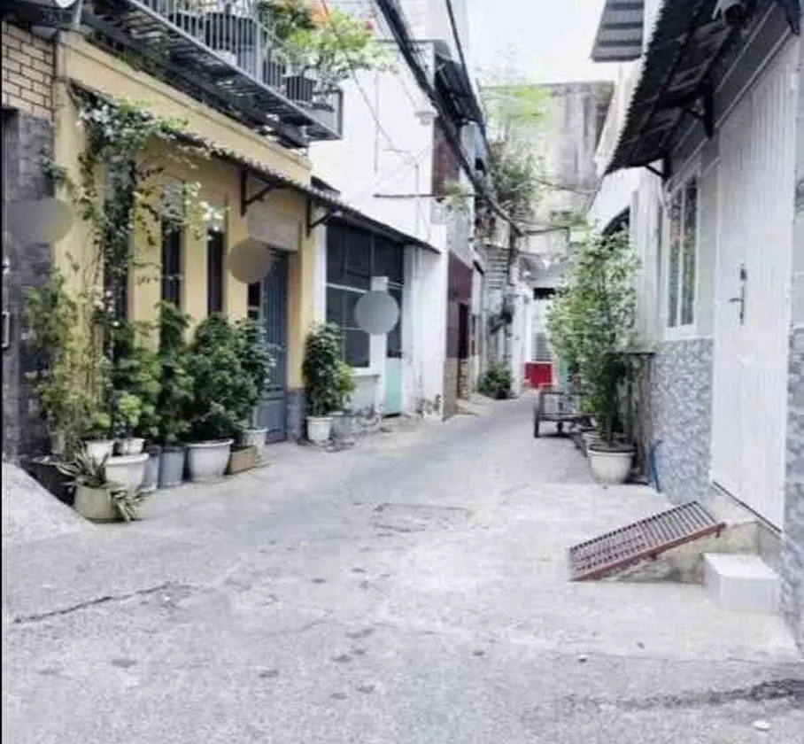 Bán nhà riêng 4 tầng Phường Chánh Hưng Quận 8 diện tích 50m2 giá 6.85 tỷ... Bán nhà riêng tại Chánh Hưng, Hồ Chí Minh 01