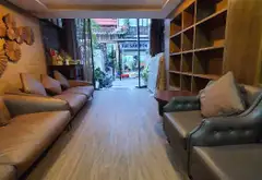 Nhà mặt phố lô góc view hồ, thang máy, ô tô tránh cực hiếm... Bán nhà mặt phố tại Văn Miếu - Quốc Tử Giám, Hà Nội 01