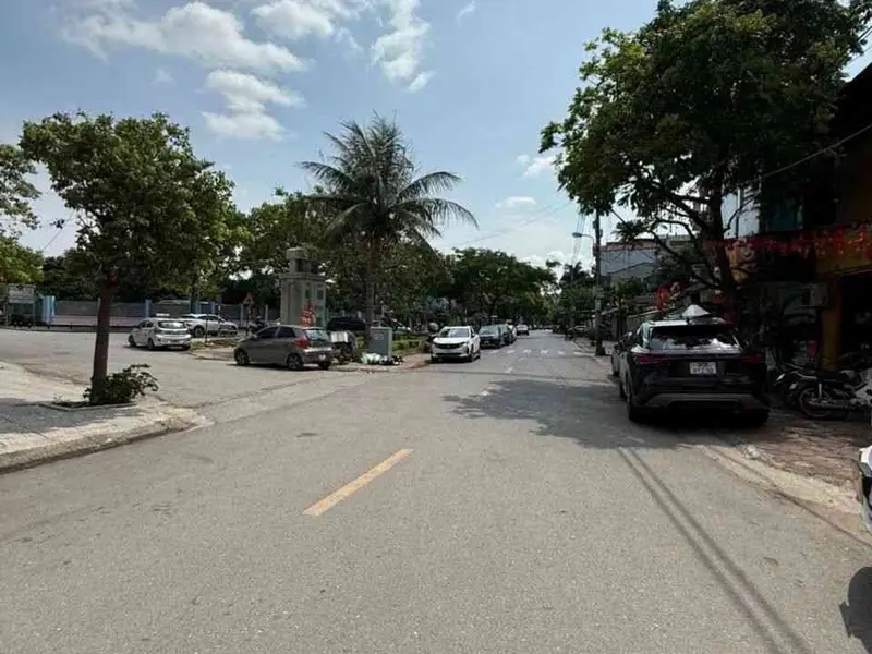 BÁN ĐẤT ÁI MỘ, BỒ ĐỀ 80,4M2- MT 4.5m- NGÕ THÔNG, Ô TÔ TRÁNH - 23 Tỷ... Bán đất tại Bồ Đề, Hà Nội 01