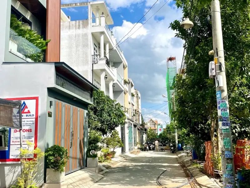 NHÀ ĐẸP 3 TẦNG – GIÁ 4,6 TỶ - NGUYỄN DUY TRINH - QUẬN 9... Bán nhà riêng tại Long Trường, Hồ Chí Minh 01