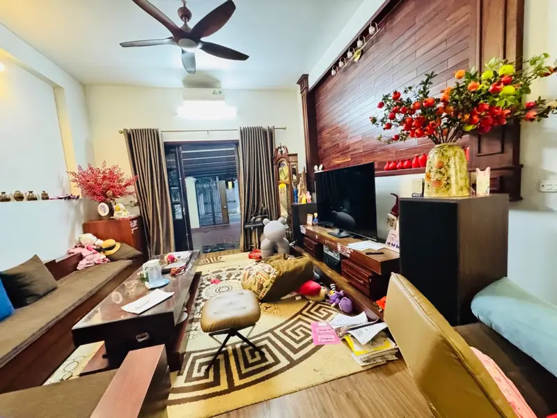 ĐẠI ĐỘ - VÕNG LA - TRỤC CHÍNH KINH DOANH
Dt.100m - 5p DI CHUYỂN CẦU THĂNG LONG... Bán nhà mặt phố tại Thiên Lộc, Hà Nội 01