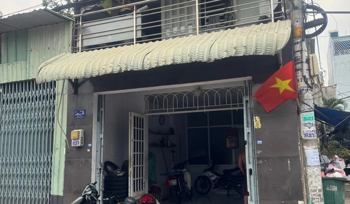 🎉 MÃ LÒ , 4,05x10,5M , Chỉ 2,7 TỶ
Đường lớn, xe hơi , Bình Trị Đông A, Bình Tân
- Trệt lầu , 2pn... Bán nhà riêng tại Bình Trị Đông, Hồ Chí Minh 01