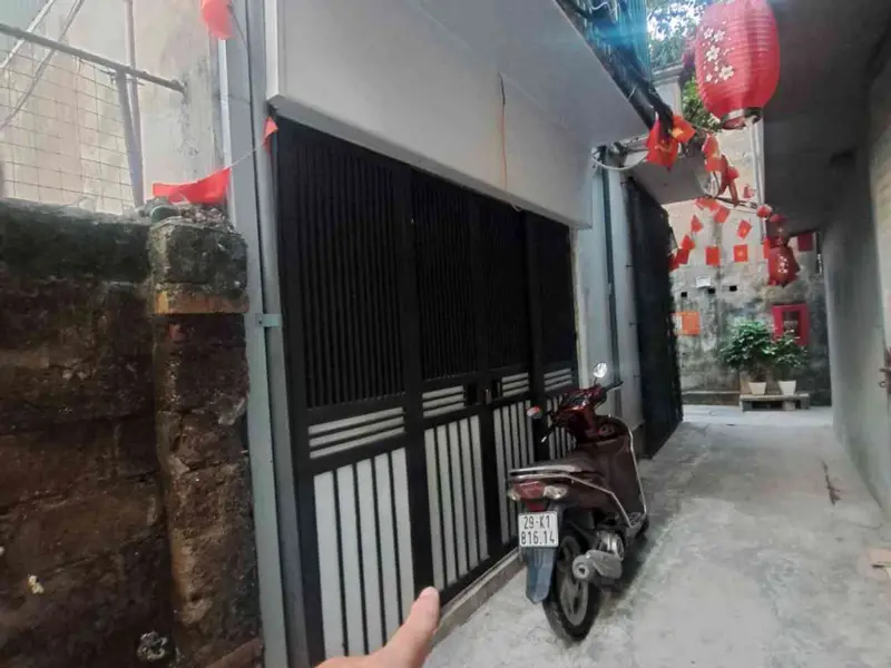 Bán căn hộ tập thể 1 tầng tại phường Đức Giang, vị trí thuận tiện... Bán căn hộ chung cư tại Việt Hưng, Hà Nội 01