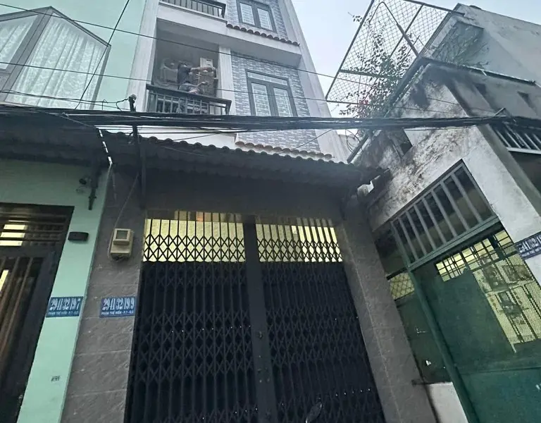 Cơ hội vàng sở hữu nhà riêng 4 tầng tại Phường 7 Quận 8 với giá cực kỳ hấp dẫn... Bán nhà riêng tại Bình Đông, Hồ Chí Minh 01