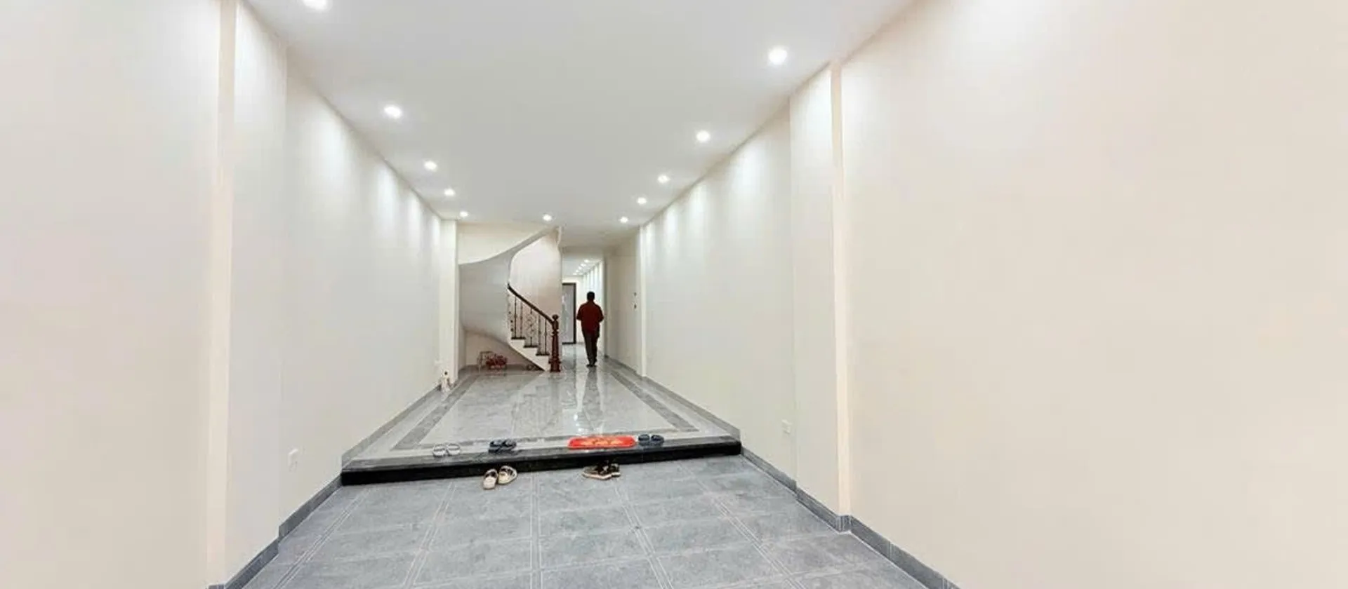 Nhà 5 tầng thang máy đỉnh giữa Lạc Long Quân, giá sốc cần bán gấp... Bán nhà riêng tại Xuân Đỉnh, Hà Nội 01