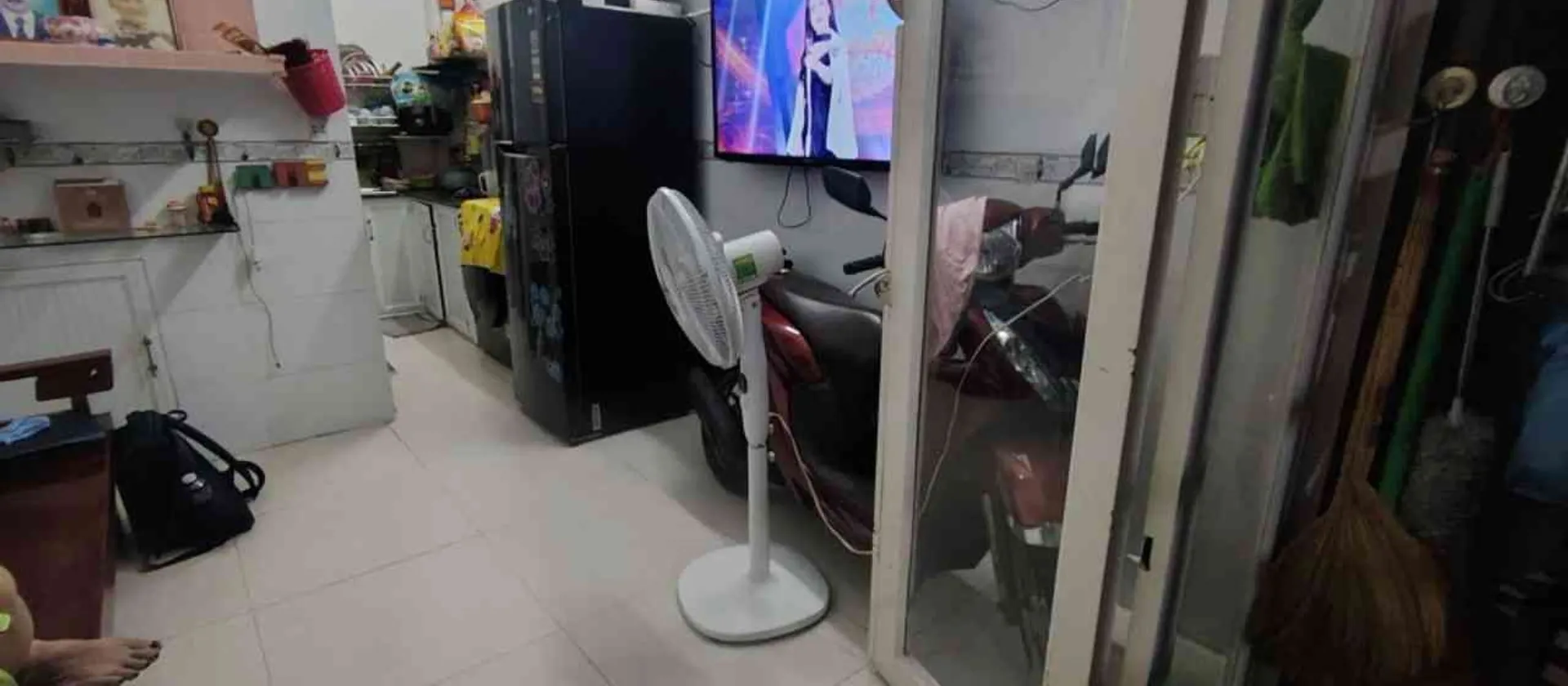 Bán nhà 4 tầng kiên cố tại Mễ Cốc Quận 8 giá 2.8 tỷ... Bán nhà riêng tại Phú Định, Hồ Chí Minh 01