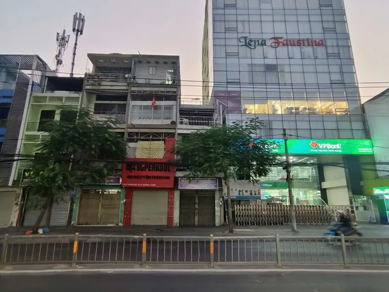 Mặt Tiền Lý Thường Kiệt, gần 400m2 kinh doanh đỉnh , 3 tầng... Bán nhà mặt phố tại Tân Sơn Nhất, Hồ Chí Minh 01